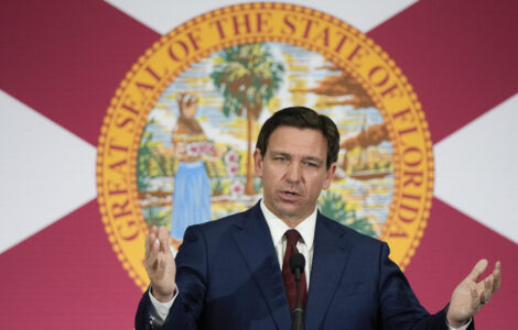 Federal judge blocks Florida from enforcing social media ban for kids while lawsuit continues